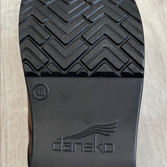 Dansko Brown Leather Clogs 40 - Picture 13 of 13